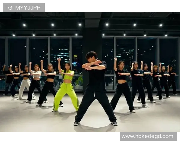 实时新闻南京街舞队荣登全国街舞状态排行榜第四名展现实力与风采